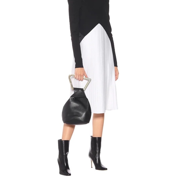 Luxury and gorgeous boot - Picture 10 of 10